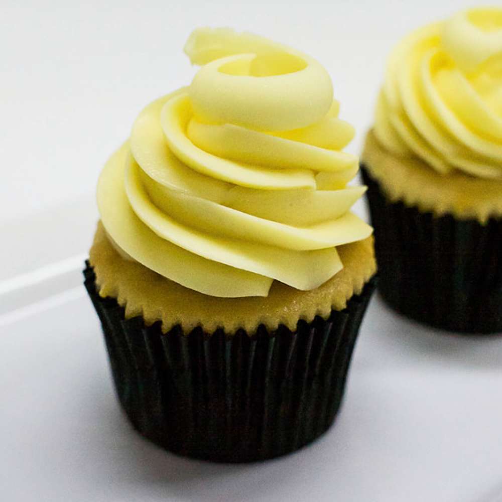 Individual Vanilla Cupcakes