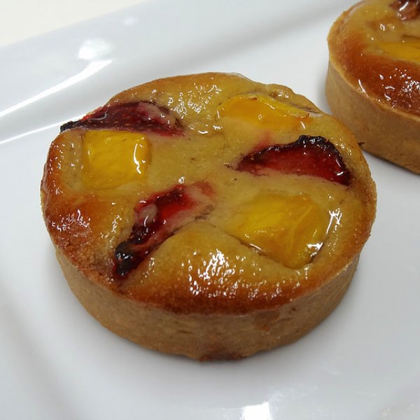 Individual Mango & Strawberry Tarts